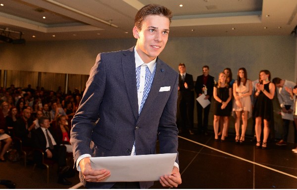 Diplomfeier 2013 Casino Luzern: KV-11 / TS-10 - Unsere erfolgreichen Absolventen