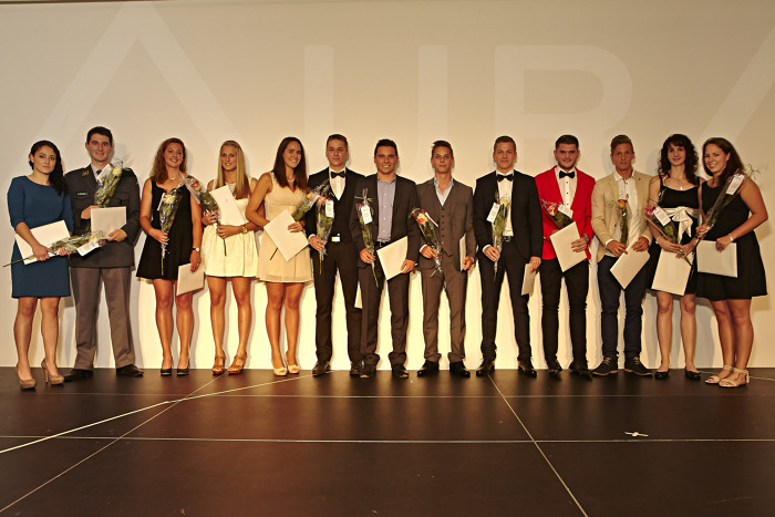 Diplomfeier 2014 Casino Luzern: KV-11 /  TS-10 - Unsere erfolgreichen Absolventen
